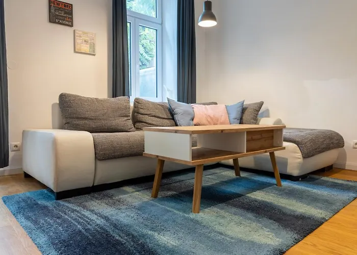Apartmán Cozy Apartment, 2 Private Terraces, 8 Min To Center *