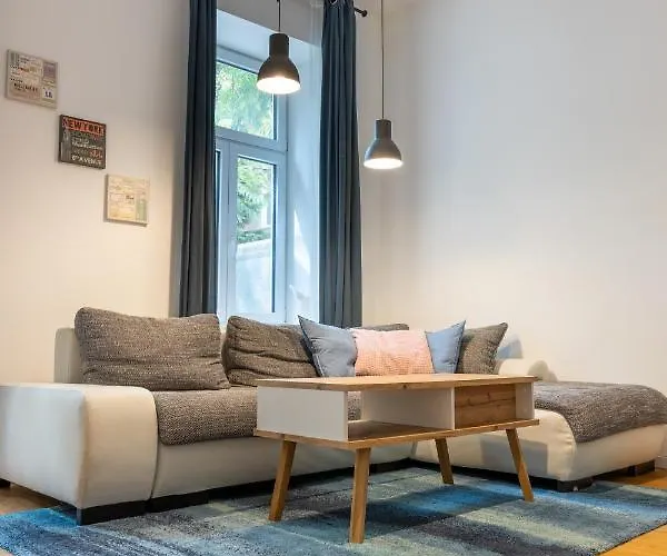 Cozy Apartment, 2 Private Terraces, 8 Min To Center Vídeň